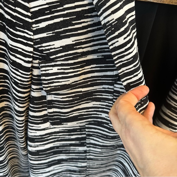Chicos Open Front Jacket Womens Zebra Abstract Print Gray White  Lined SZ 2‎ L - Picture 5 of 11
